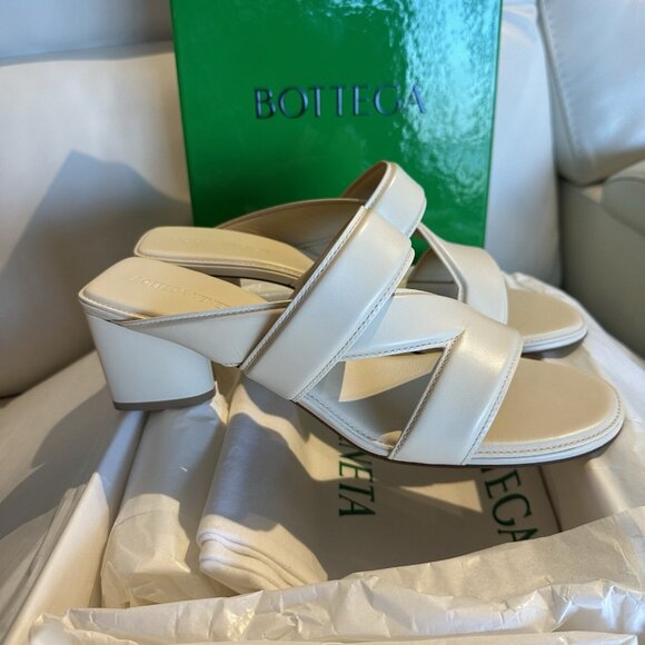 NEW $840 BOTTEGA VENETA CALF LEATHER MULE SANDALS SHOES SEA SALT 40 EU 651376 - Picture 3 of 9